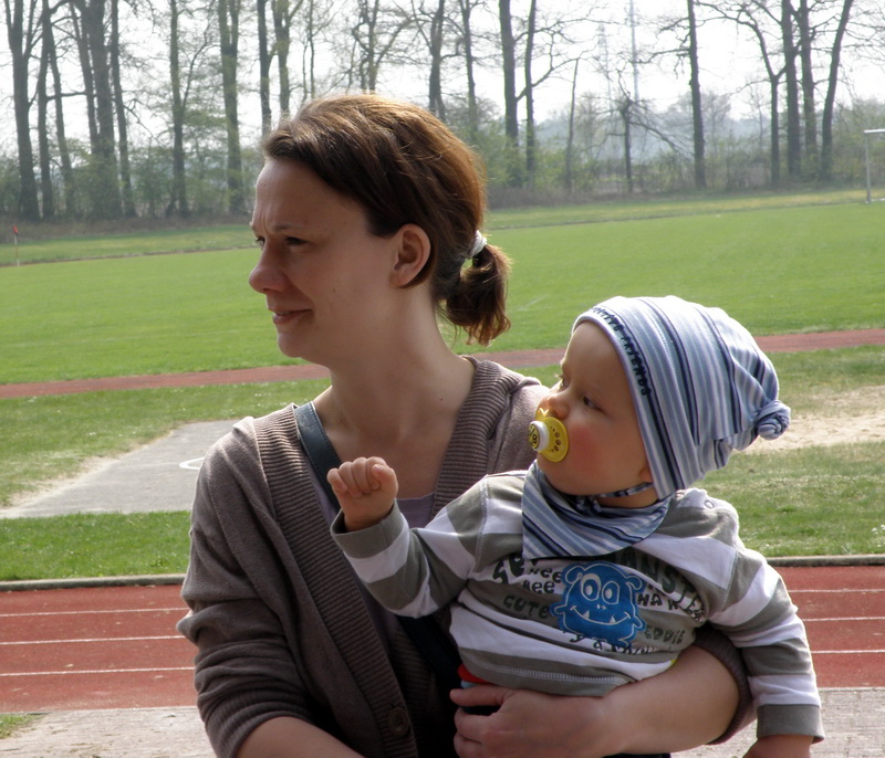 Moni mit neuem Kind